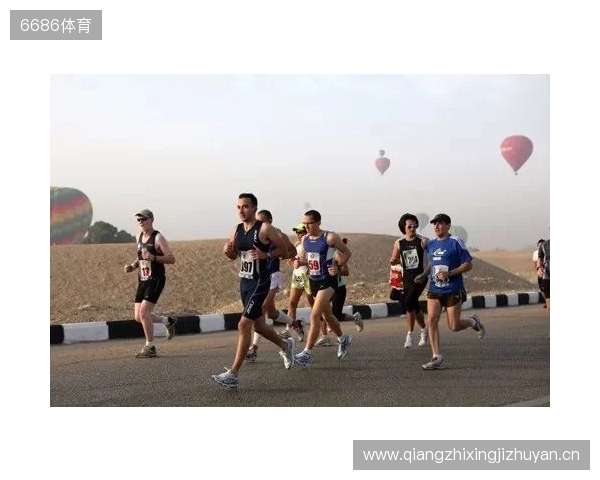 感人至深，朋友穿若塔球衣跑马拉松，期间与若塔妻子相拥