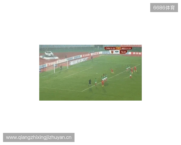 半场-U22国足0射门蒯纪闻险造对方乌龙 U22国足0-0乌兹别克斯坦 半场-U22国足0射门蒯纪闻险造对方乌龙 U22国足0-0乌兹别克斯坦